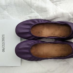 Size 11 Lilac Tieks